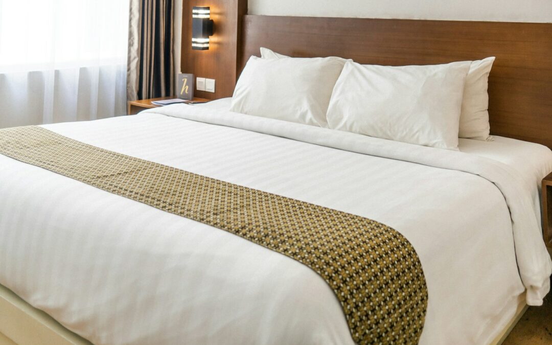 Dresser son lit comme à l&rsquo;hôtel : le guide étape par étape